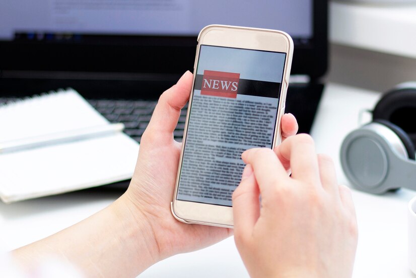 How do digital news alerts work - Stay informed effortlessly!