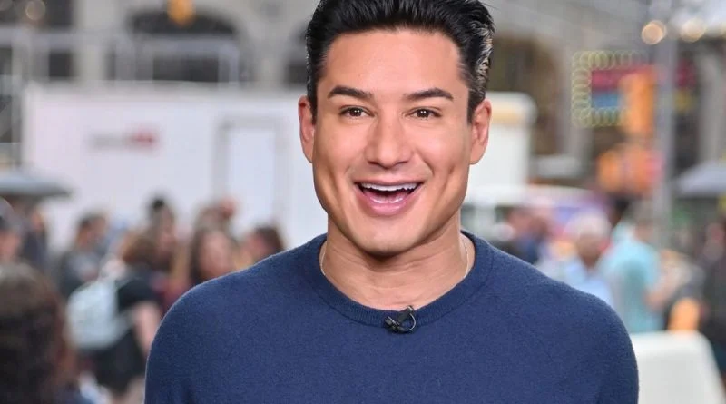 When was Mario Lopez born