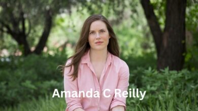 Amanda C Reilly